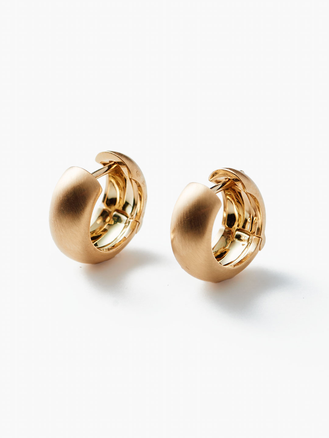 Humete Bauhaus Pierced Earrings M - Yellow gold